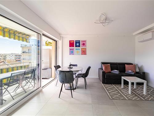 Holiday Home/Apartment - 4 persons -  - 06400 - Cannes