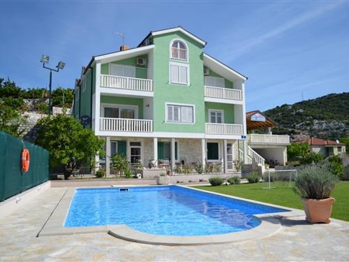 Holiday home - 22 persons -  - 20340 - Peracko Blato