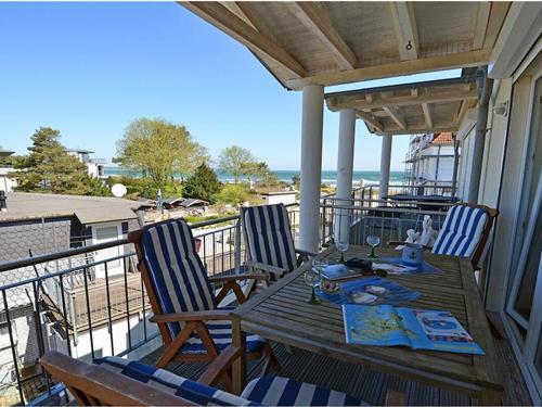 Holiday home - 7 persons -  - 18556 - Juliusruh