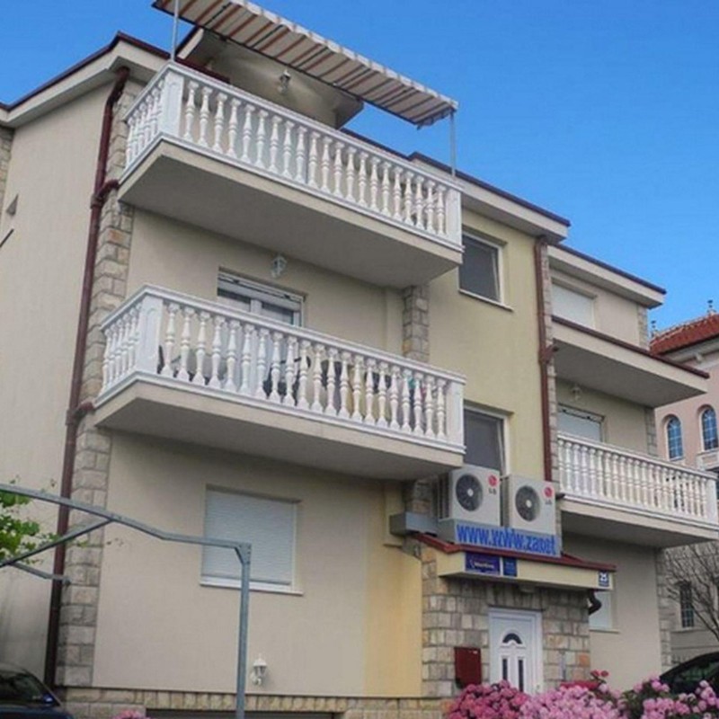 Ferielejlighed - 5 personer -  - Ferova Glavica I br. - 22030 - Zablace