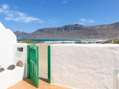 Holiday Home/Apartment - 4 persons -  - Famara