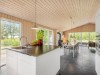 Image 12 - Kitchen