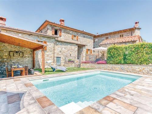 Sommerhus - 10 personer -  - Loc. Croce di Sarna - Bibbiena - 52010 - Chitignano -Ar-