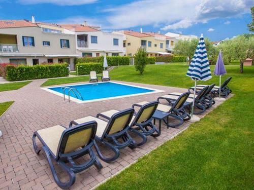 Holiday Home/Apartment - 6 persons -  - 52440 - Porec