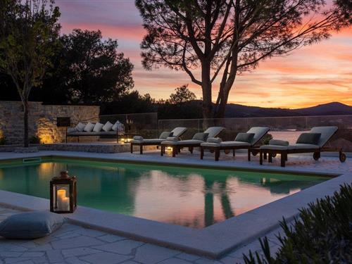 Feriehus - 8 personer -  - Put Crkvine - 23262 - Pasman