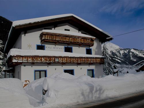 Ferienwohnung - 4 Personen -  - 6621 - Bichlbach