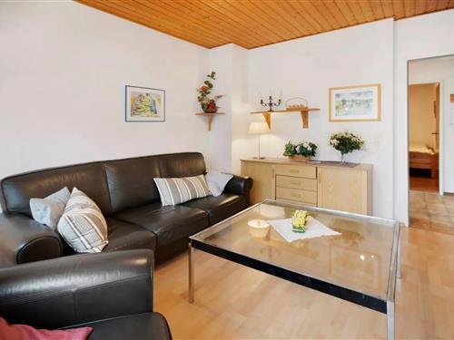 Ferienhaus - 4 Personen -  - Sperlingstraße - 26553 - Dornum