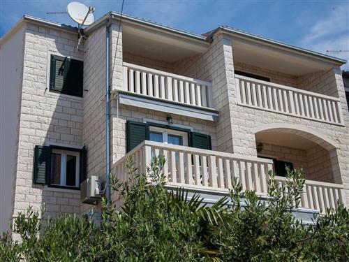Holiday apartment - 4 persons -  - Hrvatskih domobrana - 21420 - Bol