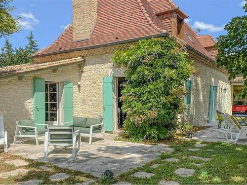 Holiday home - 8 persons -  - Route de Queyssel - Saint-Aubin-De-Cadelech - 24500 - Saint-Aubin-De-Cadelec