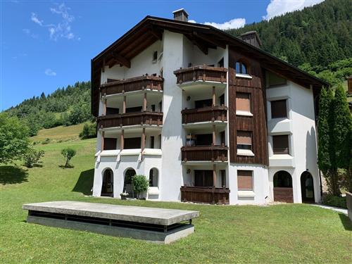 Ferieleilighet - 4 personer -  - Cadrasstrasse 7/Haus B - 7453 - Tinizong