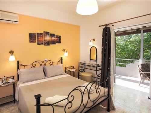 Ferieleilighet - 7 personer -  - Dassia, Beach Road Dassia - 490 83 - Dassia