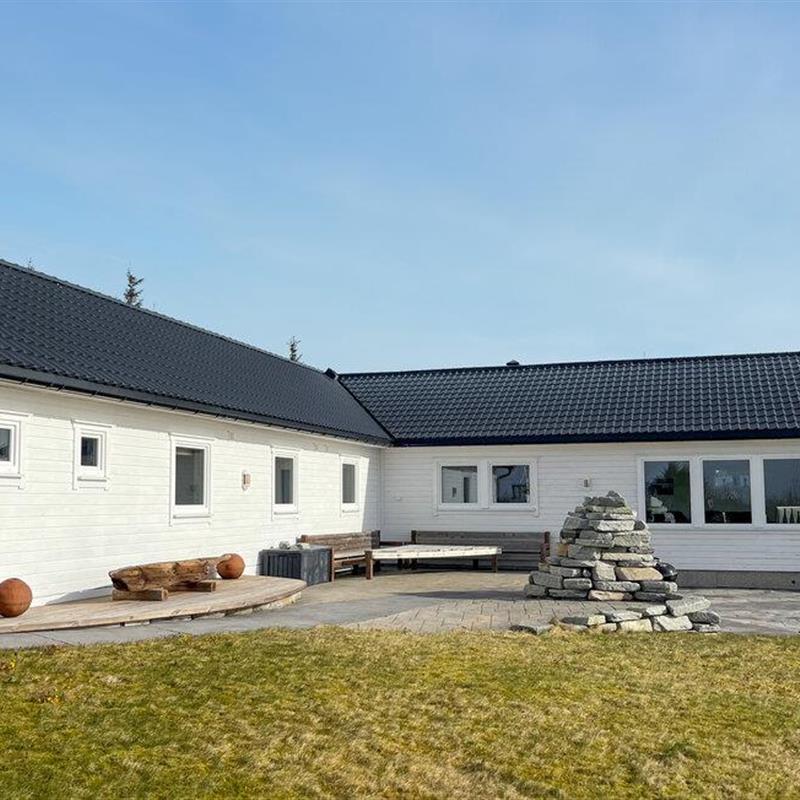 Sommerhus - 14 personer -  - Buaveien - Titran/Frøya - 7266 - Kverva