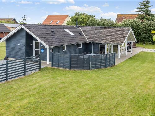 Holiday Home/Apartment - 14 persons -  - Havblik - Kegnæs - 6470 - Als