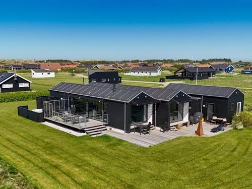 Sommerhus - 8 personer -  - Bjergehusvej - Vejlby Klit - 7673 - Harboøre