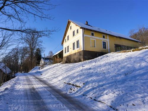 Villa - 17 personer -  - 543 72 - Rudník