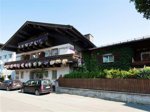 Ferienhaus - 3 Personen -  - Saalfeldnerstraße - 5700 - Zell Am See