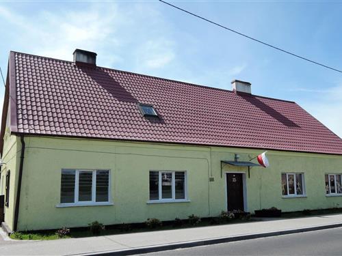 Holiday Home/Apartment - 6 persons -  - 72-111 - Racimierz