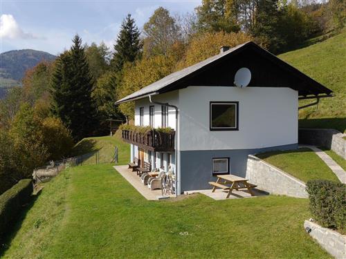 Holiday Home/Apartment - 4 persons -  - St.Peter - 9545 - Radenthein