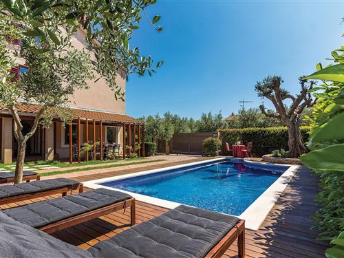 Sommerhus - 8 personer -  - G.Tromba - Pula-Sisan - 52100 - Pula