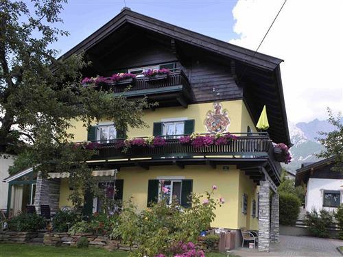Holiday apartment - 7 persons -  - Berthold Pürstingerstraße - 5760 - Saalfelden Am Steinernen