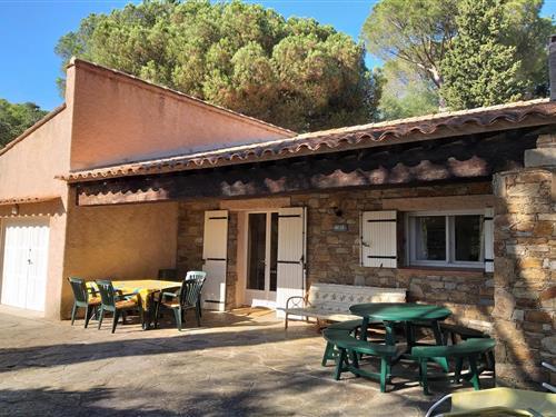 Sommerhus - 5 personer -  - 83980 - Le Lavandou