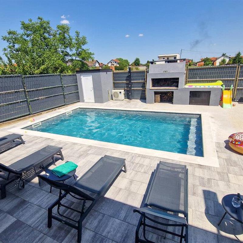 Sommerhus - 8 personer -  - Ulica Bedema ljubavi - Zagreb-Sesvete - 10360 - Zagreb