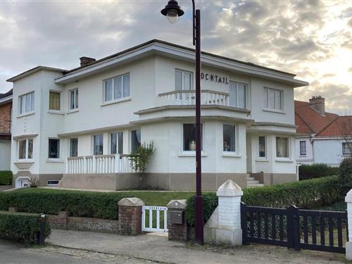 Holiday Home/Apartment - 7 persons -  - 8420 - De Haan