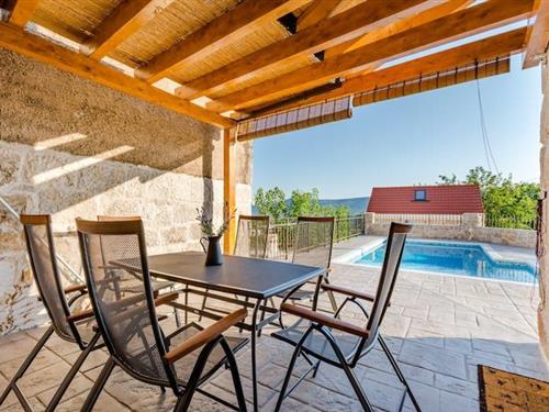 Holiday home - 6 persons -  - 21203 - Crivac