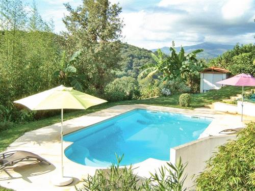 Holiday home - 4 persons -  - Rue Lapurdi - 64310 - Saint-Pée-Sur-Nivelle