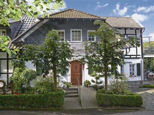 Holiday apartment - 6 persons -  - Dorfstraße - 51491 - Overath