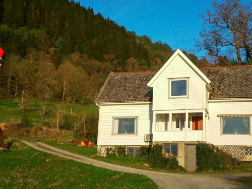  - 6 persons -  - Osterøyvegen - Bysheim - 5282 - Lonevåg