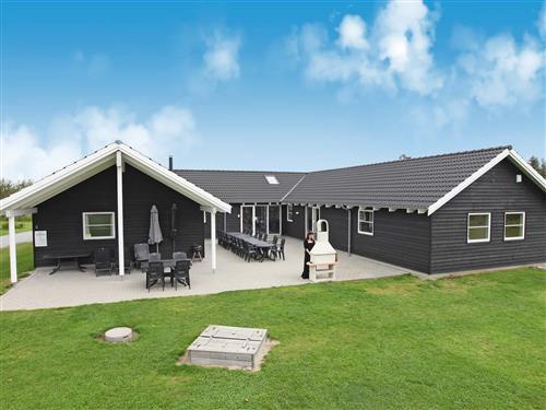Sommerhus - 24 personer -  - Blommestien - Marielyst - 4872 - Idestrup