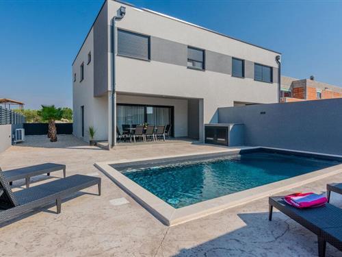 Holiday home - 8 persons -  - Zukve - Nin-Zukve - 23235 - Vrsi