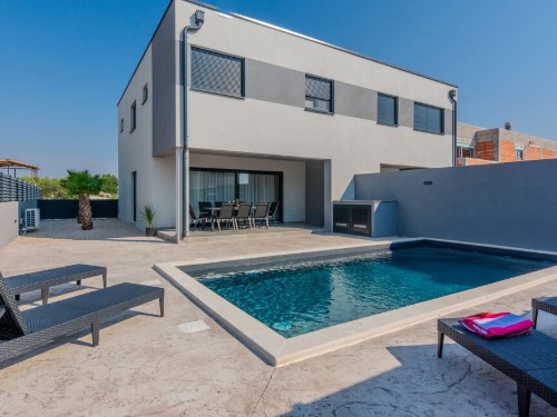 Holiday home - 8 persons -  - Zukve - Nin-Zukve - 23235 - Vrsi