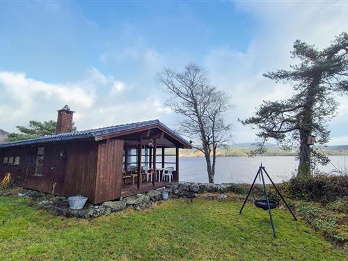 Sommerhus - 6 personer -  - Hatlestrandsvegen - Kvinnherad - 5635 - Hatlestrand