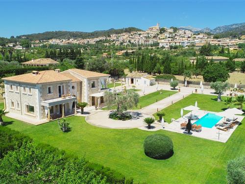 Holiday home - 8 persons -  - Diseminado Poligono - Ses Rentadores, Selva - 07313 - Selva