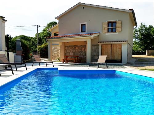 Holiday Home/Apartment - 4 persons -  - Garica - 51516 - Garica