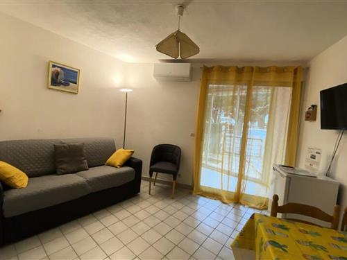 Holiday Home/Apartment - 4 persons -  - 30240 - Le Grau Du Roi