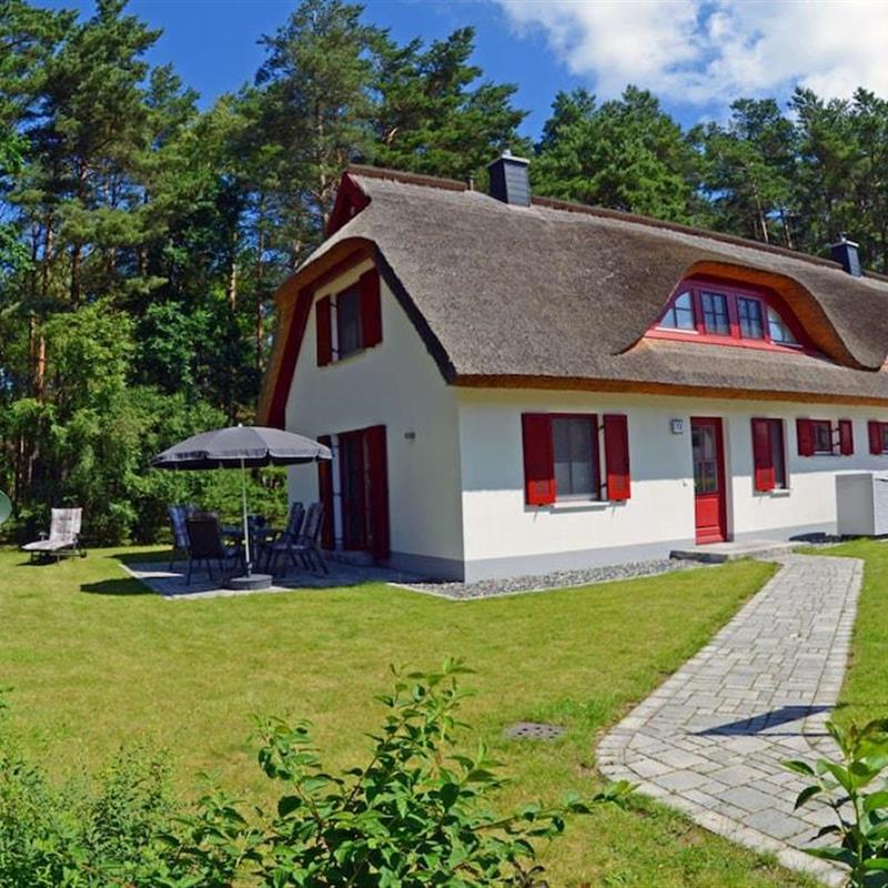 Sommerhus - 4 personer -  - 18551 - Glowe