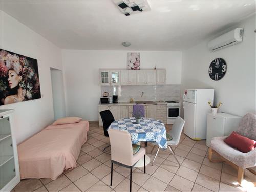 Holiday apartment - 3 persons -  - Pula - 52100