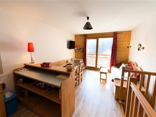 Holiday Home/Apartment - 6 persons -  - 05560 - Vars