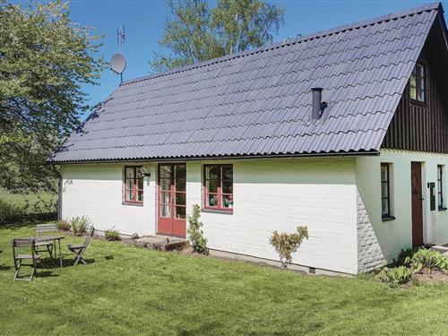 Holiday Home/Apartment - 8 persons -  - Åvarpsvägen - 269 96 - Båstad