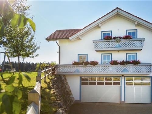 Holiday Home/Apartment - 4 persons -  - 86980 - Ingenried