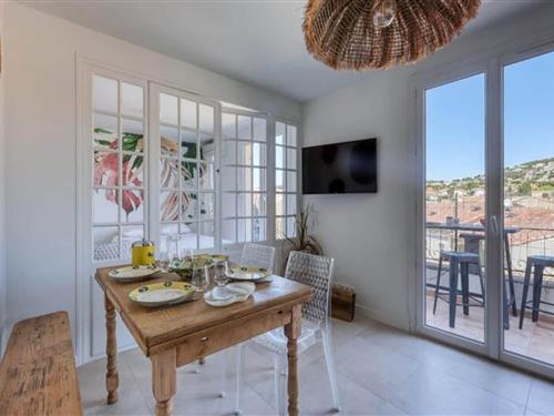 Holiday apartment - 4 persons -  - 83150 - Bandol