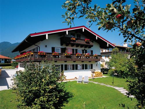 Ferienhaus - 3 Personen -  - Oberschönauer Straße - 83471 - Schönau Am Königssee