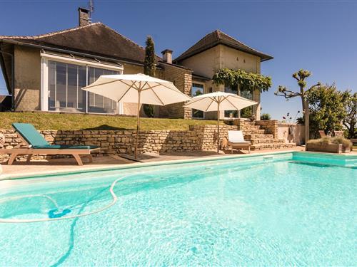 Holiday Home/Apartment - 7 persons -  - 19130 - Saint Bonnet La Rivière