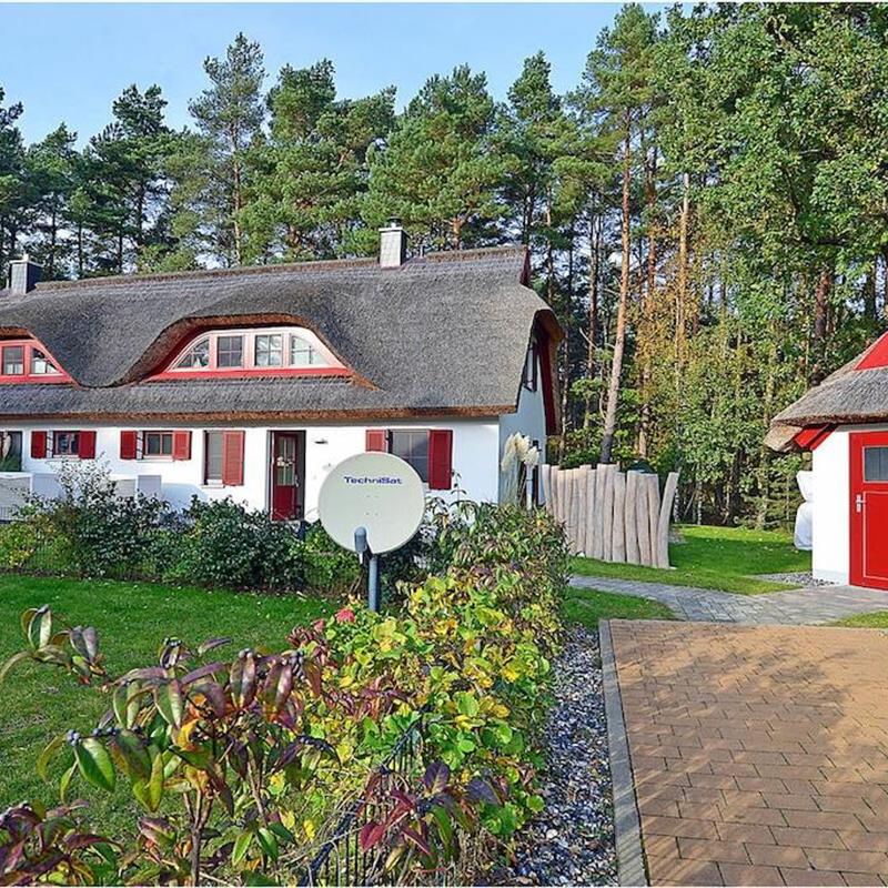 Sommerhus - 6 personer -  - 18551 - Glowe