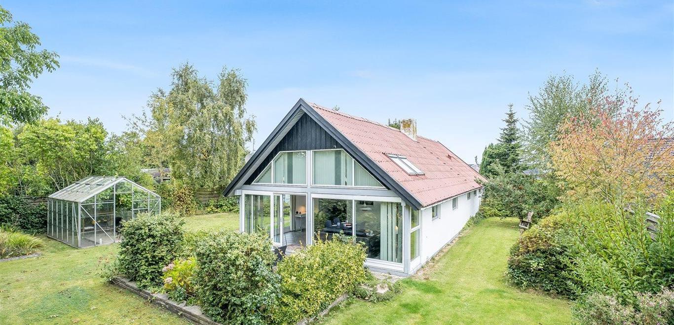 Emne nr.: 121-92-8022
