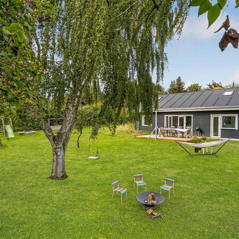 Sommerhus - 10 personer -  - Burrevænget - Kostræde Banker - 4750 - Lundby