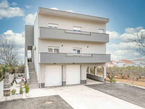Ferieleilighet - 6 personer -  - Fra Fulgencija Careva - Trogir-Kastel Gomilica - 21213 - Kastel Gomilica